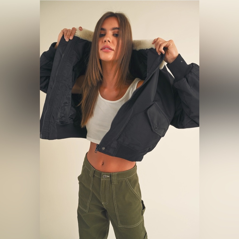 Fur Collared Bomber Jacket-Black - image 4
